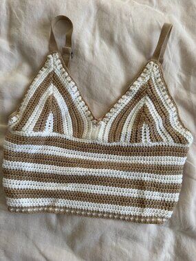 Hollister White and Tan Lined Crochet Crop Top